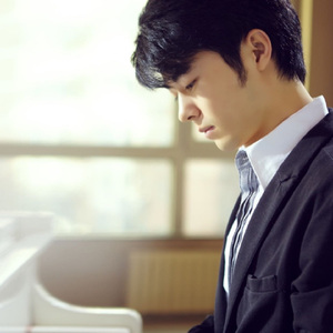 欧美夜夜肉肉性交
